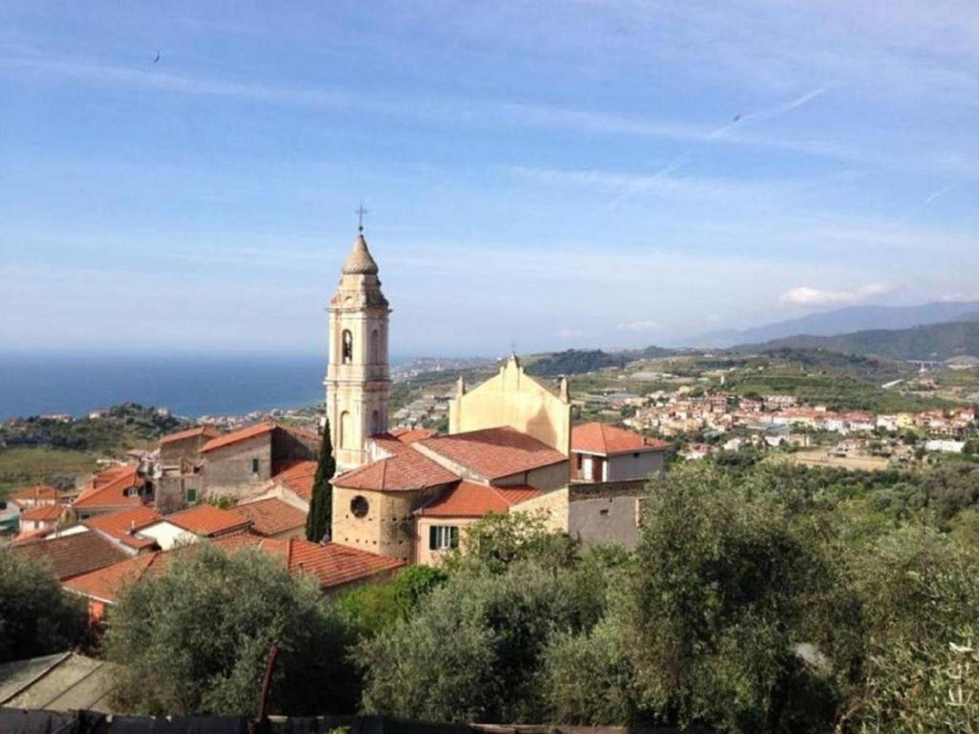 "Sapore Di Liguria" In Antico Borgo Terzorio Luaran gambar