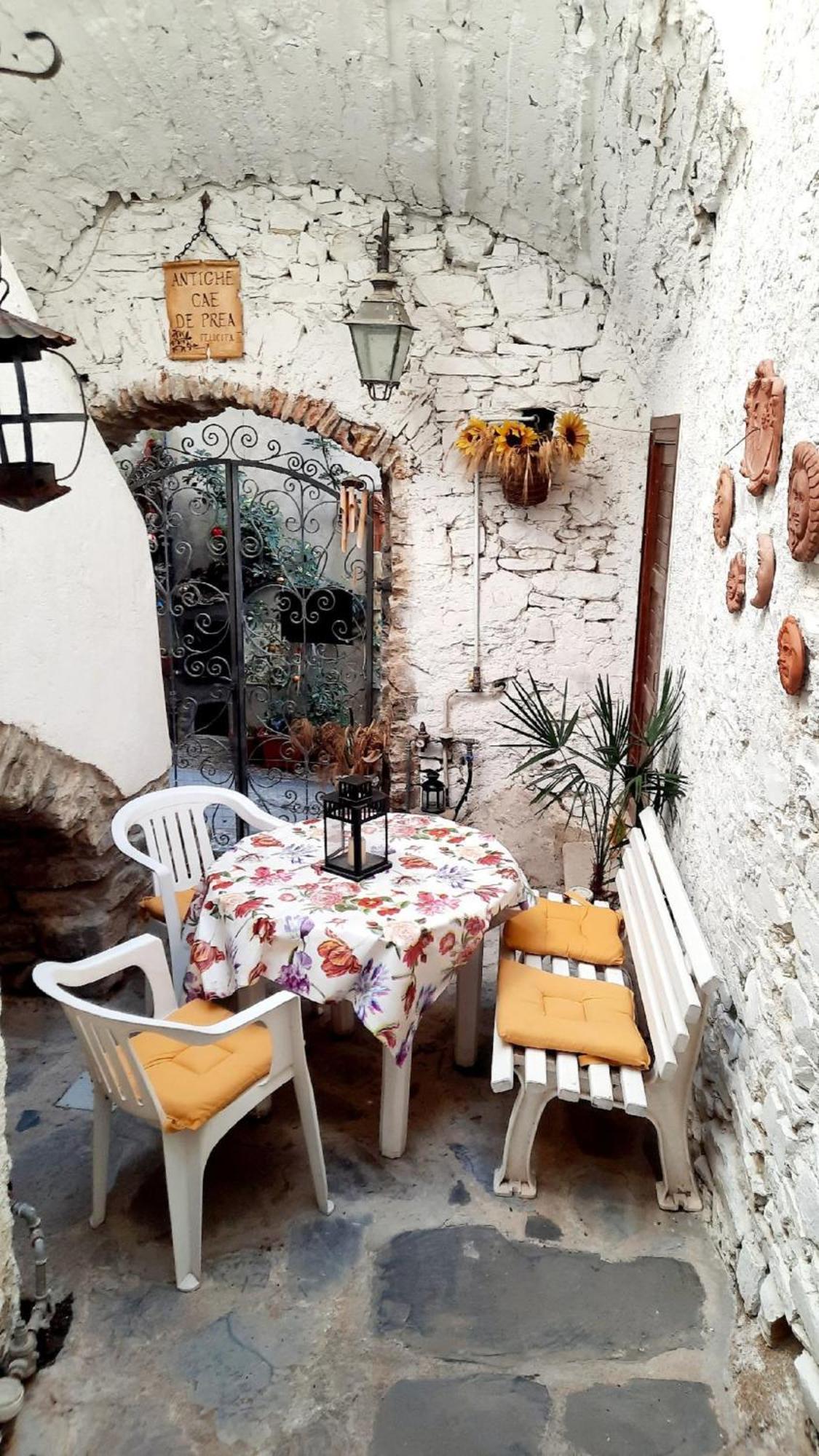 "Sapore Di Liguria" In Antico Borgo Terzorio Luaran gambar